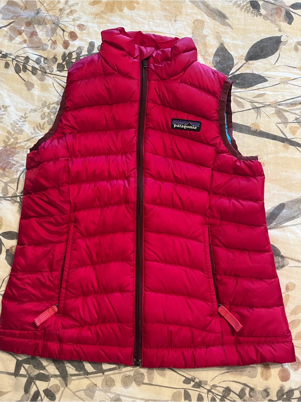 Girls pink Patagonia Down Vest